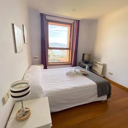 Holiday home En Zona De Playa By Rsh Combarro